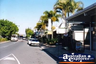 Noosa Junction Shops . . . CLICK TO VIEW ALL NOOSA POSTCARDS