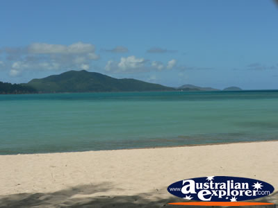 Beautiful Beach near Heart Reef . . . CLICK TO VIEW ALL WHITSUNDAYS (HEART REEF) POSTCARDS