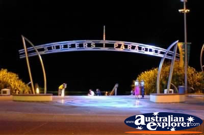 Surfers Paradise Beach Entrance . . . CLICK TO VIEW ALL SURFERS PARADISE POSTCARDS