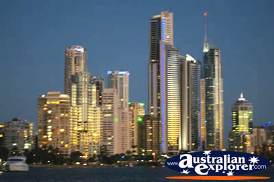 Surfers Paradise High rise Buildings . . . CLICK TO VIEW ALL SURFERS PARADISE POSTCARDS