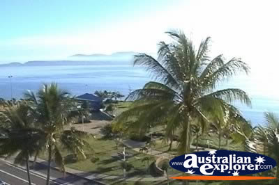 Townsville The Strand . . . VIEW ALL TOWNSVILLE (THE STRAND) PHOTOGRAPHS
