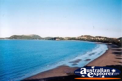 Yeppoon Wreck Point Lookout . . . CLICK TO VIEW ALL YEPPOON POSTCARDS