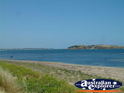 Beach at Victor Harbour . . . CLICK TO VIEW ALL VICTOR HARBOR POSTCARDS