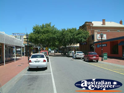 Victor Harbour Street . . . CLICK TO VIEW ALL VICTOR HARBOR POSTCARDS