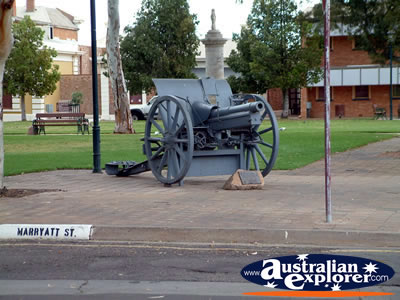 Port Augusta Gun . . . VIEW ALL PORT AUGUSTA PHOTOGRAPHS