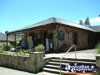 Hahndorf Small Cottage . . . CLICK TO ENLARGE