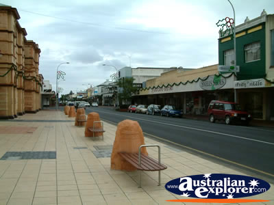 Mount Gambier Street View . . . CLICK TO VIEW ALL MOUNT GAMBIER POSTCARDS