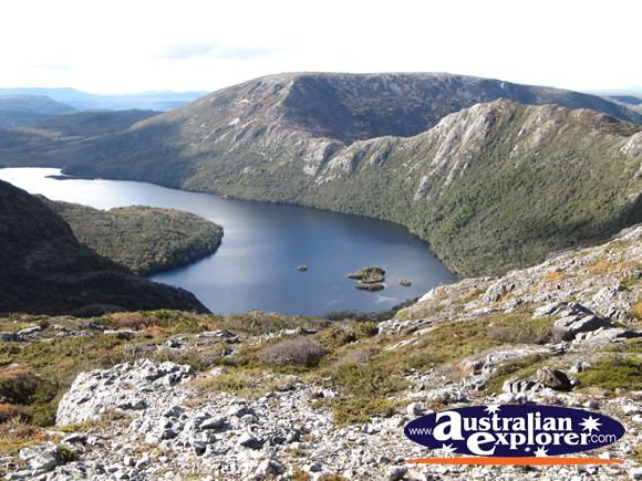 Dove Lake in Cradle Mountain . . . CLICK TO VIEW ALL CRADLE MOUNTAIN POSTCARDS