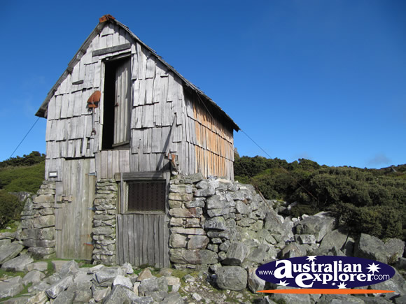 Kitchen Hut Cradle Mountain . . . CLICK TO VIEW ALL CRADLE MOUNTAIN POSTCARDS