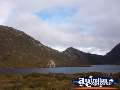 Towering mountains surrounding Dove Lake . . . CLICK TO VIEW ALL CRADLE MOUNTAIN POSTCARDS