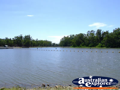 Cohuna Torrumbarry Weir on a sunny day . . . VIEW ALL COHUNA PHOTOGRAPHS