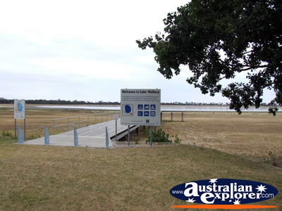 Edenhope Lake Wallace . . . VIEW ALL EDENHOPE PHOTOGRAPHS