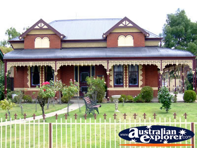 Benalla House . . . VIEW ALL BENALLA PHOTOGRAPHS