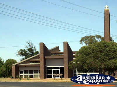 Warracknabeal Church . . . VIEW ALL WARRACKNABEAL PHOTOGRAPHS
