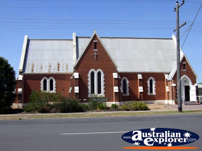 Church in Warracknabeal . . . VIEW ALL WARRACKNABEAL PHOTOGRAPHS