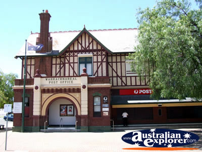 Post Office in Warracknabeal . . . VIEW ALL WARRACKNABEAL PHOTOGRAPHS