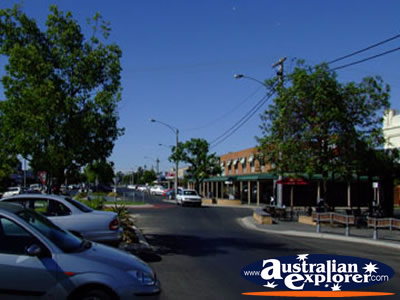 View Down Yarrawonga Street . . . VIEW ALL YARRAWONGA PHOTOGRAPHS