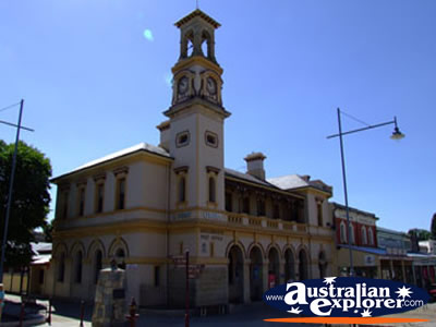 Beechworth Post Office . . . CLICK TO VIEW ALL BEECHWORTH POSTCARDS