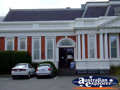 Ararat Art Gallery . . . VIEW ALL ARARAT PHOTOGRAPHS