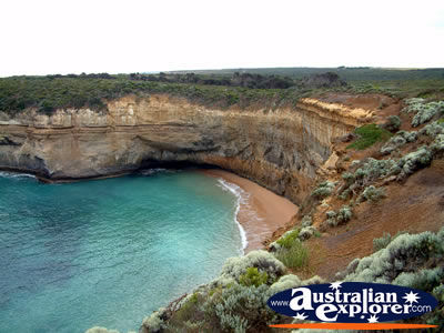 View of Great Ocean Road Loch Ard Gorge . . . VIEW ALL GREAT OCEAN ROAD PHOTOGRAPHS