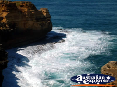 Victoria'sGreat Ocean Road the Grotto . . . CLICK TO VIEW ALL GREAT OCEAN ROAD POSTCARDS