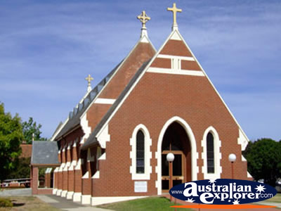 Euroa Church . . . VIEW ALL EUROA PHOTOGRAPHS