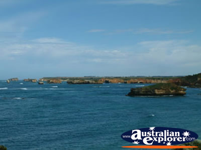 Bay of Islands in Great Ocean Road . . . VIEW ALL GREAT OCEAN ROAD PHOTOGRAPHS