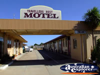 Bairnsdale Travellers Rest Motel . . . CLICK TO ENLARGE