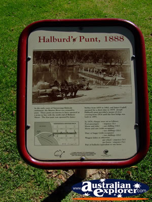 Yarrawonga Notice . . . VIEW ALL YARRAWONGA PHOTOGRAPHS