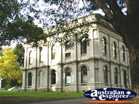 Majestic Building in Carlton Gardens . . . CLICK TO ENLARGE