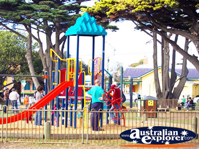 Mornington Park . . . VIEW ALL MORNINGTON PHOTOGRAPHS