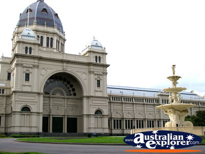 Royal Exhibition Building from Entrance . . . CLICK TO VIEW ALL MELBOURNE (BUILDINGS) POSTCARDS