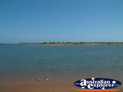 Carnarvon Foreshore View . . . VIEW ALL CARNARVON PHOTOGRAPHS