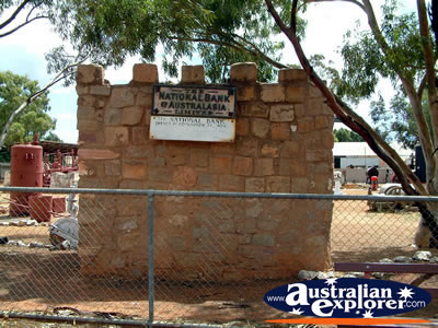 Coolgardie National Bank . . . VIEW ALL COOLGARDIE PHOTOGRAPHS
