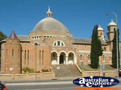 Geraldton Church . . . CLICK TO VIEW ALL GERALDTON POSTCARDS
