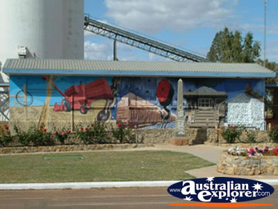 Three Springs Mural . . . CLICK TO VIEW ALL THREE SPRINGS POSTCARDS