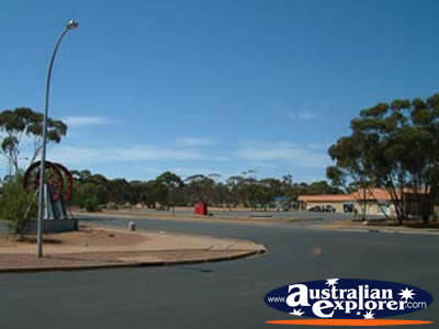 Kambalda Street . . . VIEW ALL KAMBALDA PHOTOGRAPHS
