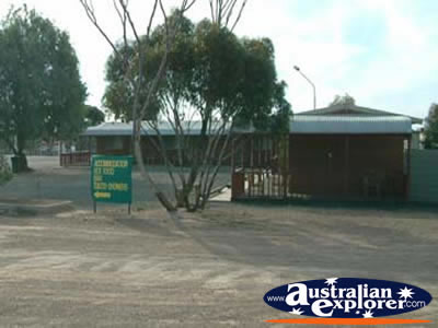 Balladonia Motel . . . VIEW ALL BALLADONIA PHOTOGRAPHS