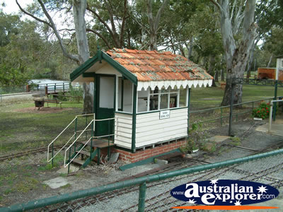 Perth Train Club Railway . . . VIEW ALL PERTH (TRAIN CLUB) PHOTOGRAPHS