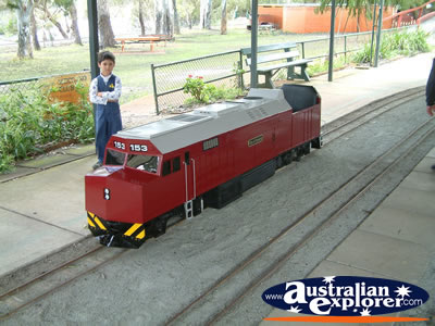Perth Train Club Mini Train . . . CLICK TO VIEW ALL PERTH (TRAIN CLUB) POSTCARDS