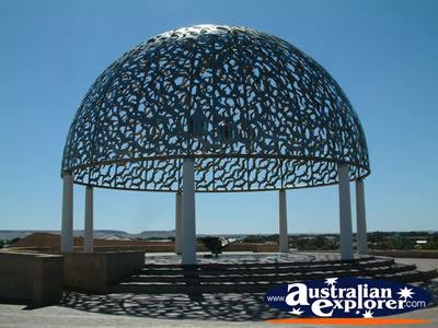 Geraldton HMAS Sydney Memorial Monument . . . CLICK TO VIEW ALL GERALDTON (HMAS SYDNEY MEMORIAL) POSTCARDS