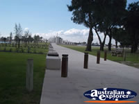 Mandurah War Memorial . . . CLICK TO ENLARGE